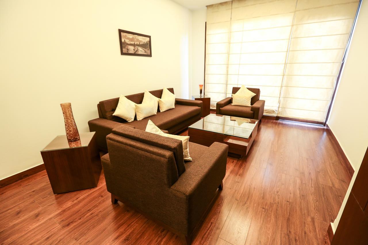 Css Abode Otel Noida Dış mekan fotoğraf